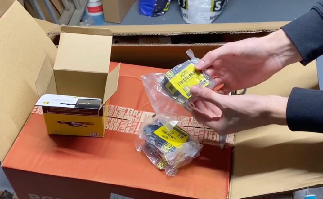 Comment remplacer une cartouche Brother MFC J5335DW avec FranceToner ?