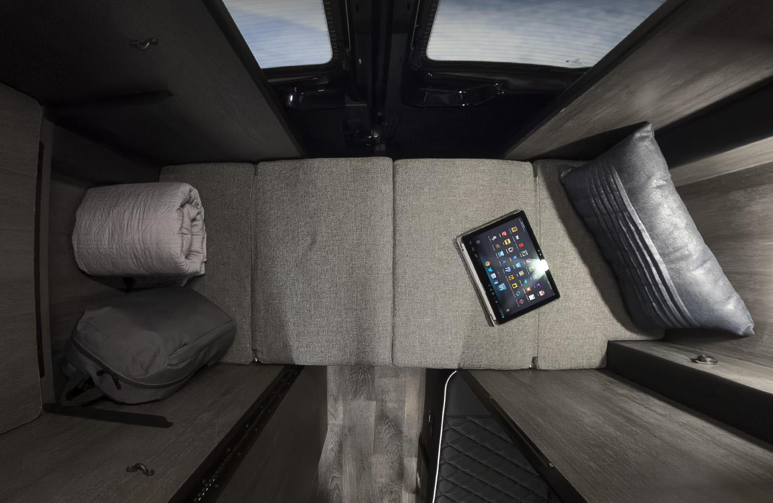 2027 Freedom Mover PX10 Deep Space Bath Bed Conversion