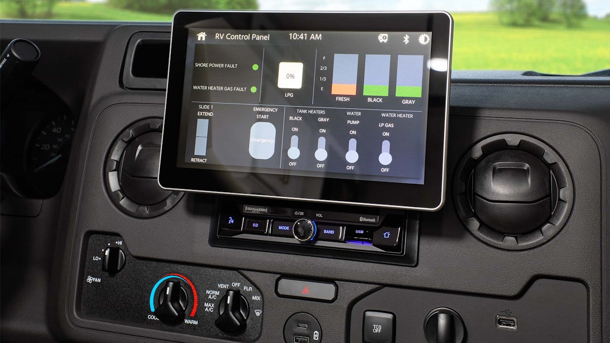 Eddie Bauer Class C Dash Radio
