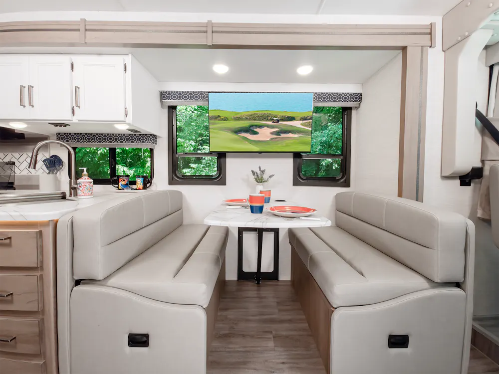 2026 Freedom Traveler B30 Hudson Bay Napa Collection Dinette