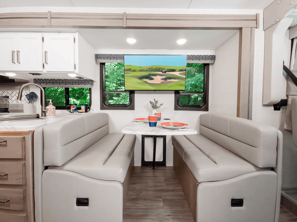 2026 Freedom Traveler B30 Hudson Bay Napa Collection Dinette