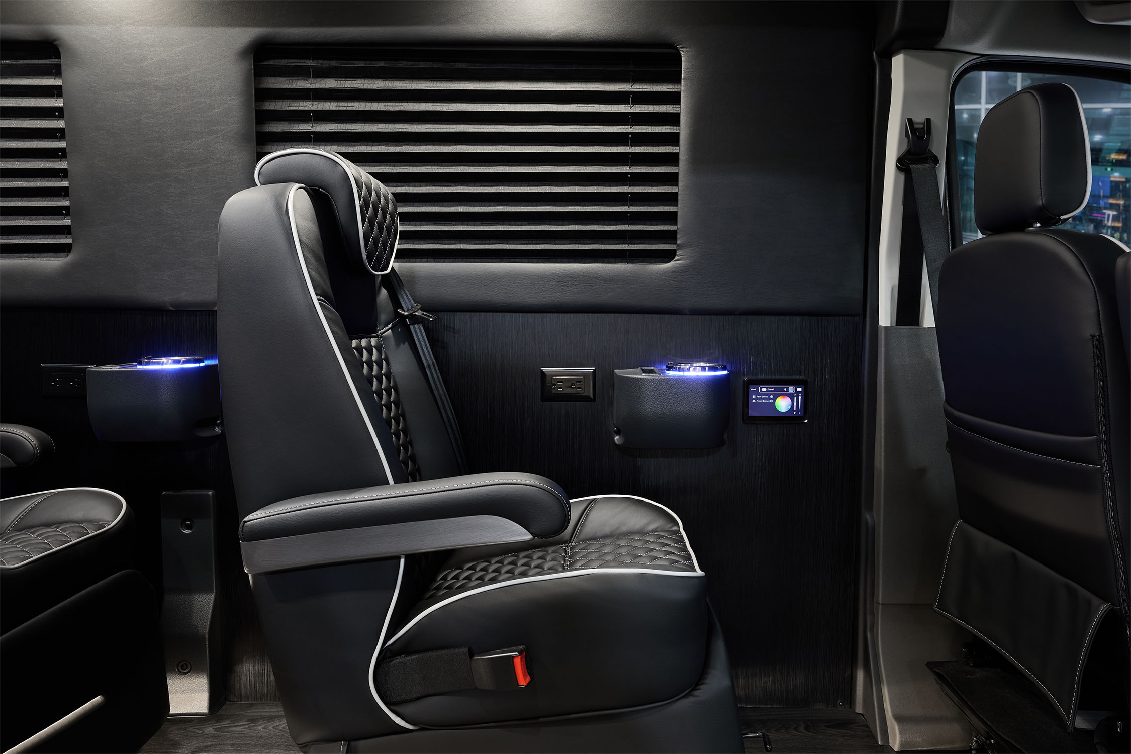 2026 Freedom Explorer PX10 Deep Space Seat, Shades, Lighting