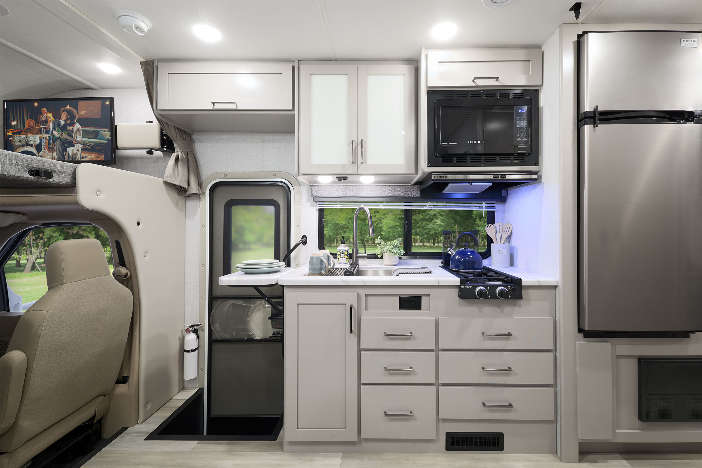 2026 Coleman 25EZ Blue Mist Coastline Grey Kitchen