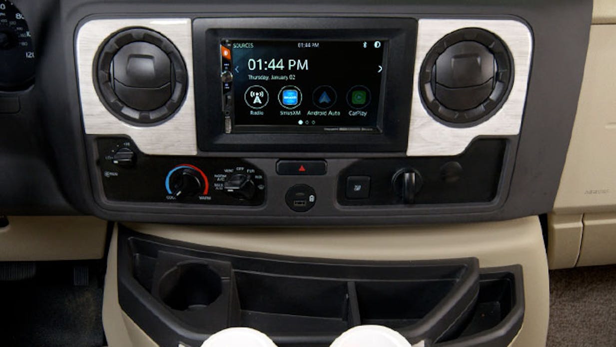 Freedom Elite Dash Radio