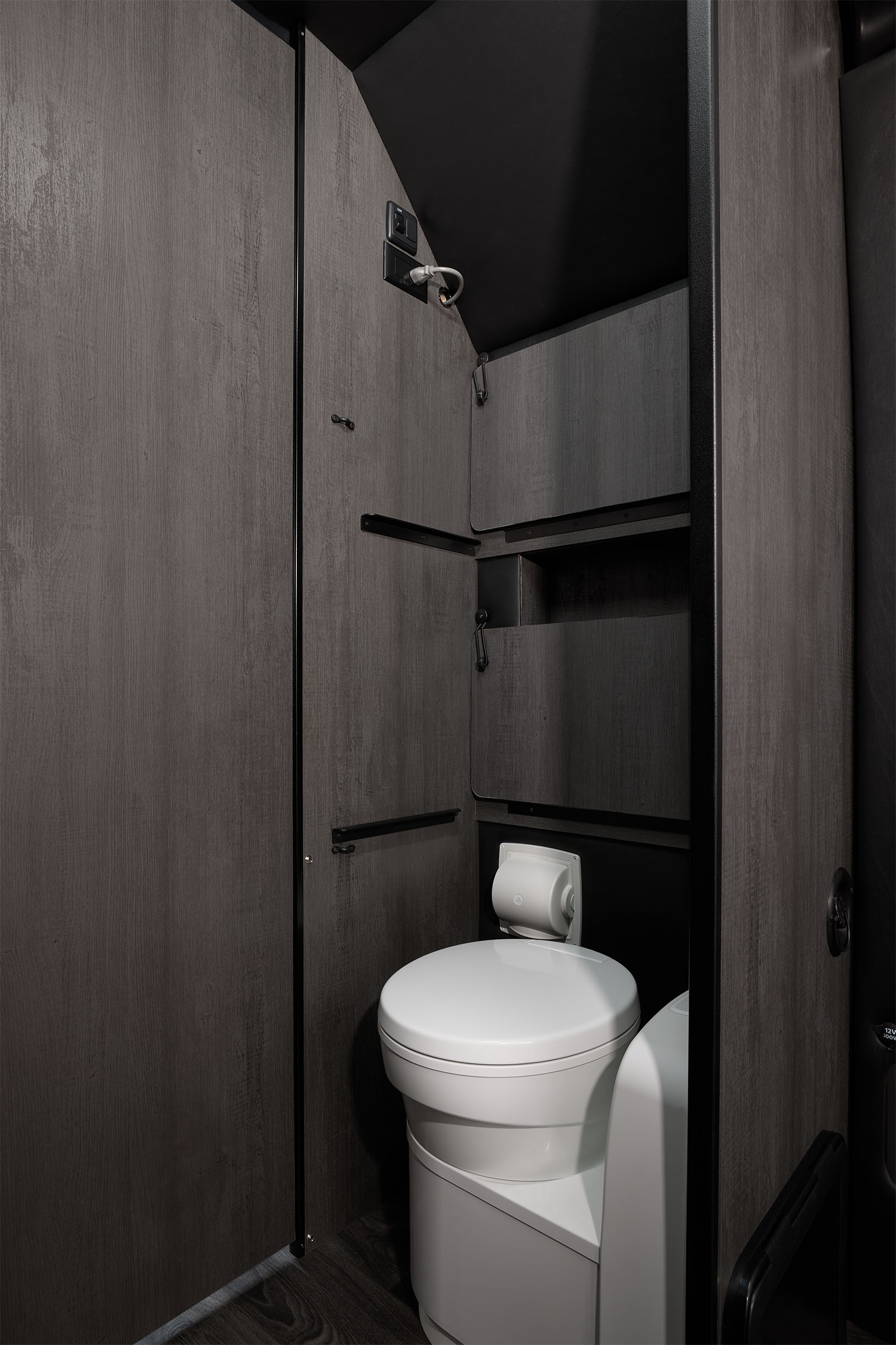 2027 Freedom Mover PX10 Deep Space Bath