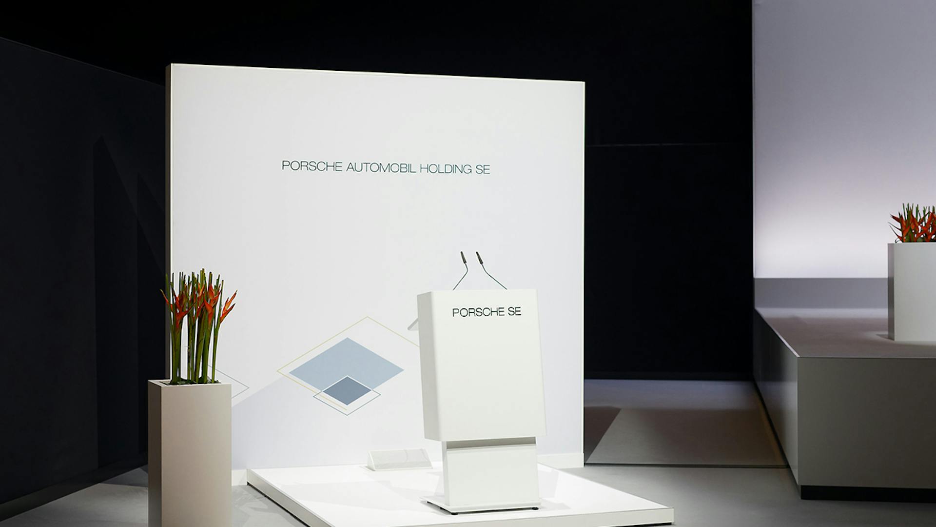 Referenzen-Porsche-PSE-Rednerpult
