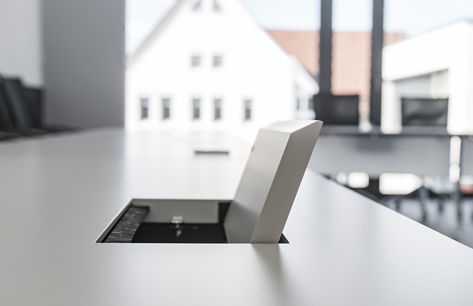 Rathaus Pleidelsheim| Tischanschlussfeld