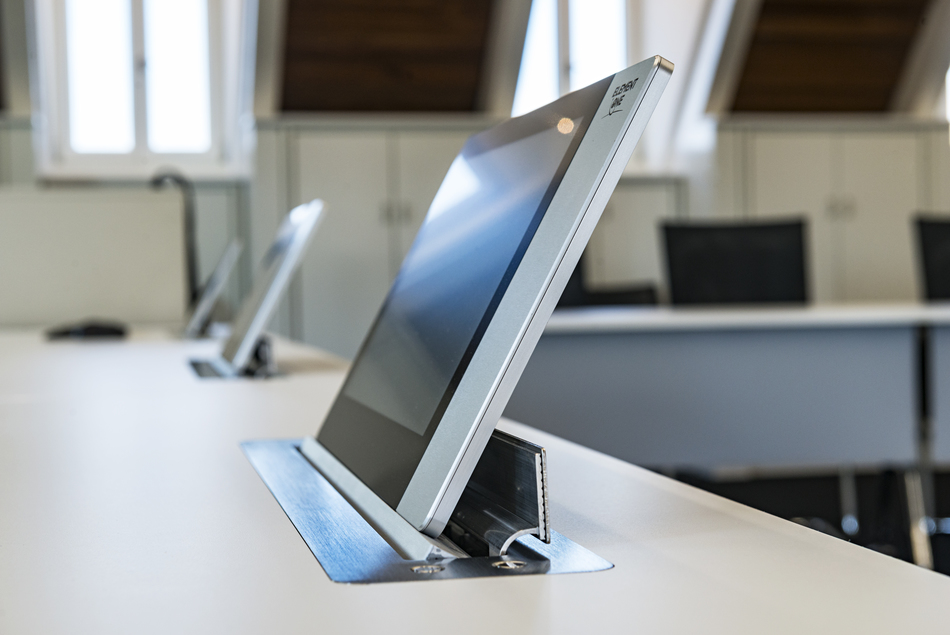 Rathaus Untereisesheim | Konferenztisch: xcone | Konferenzstuhl: pharao net