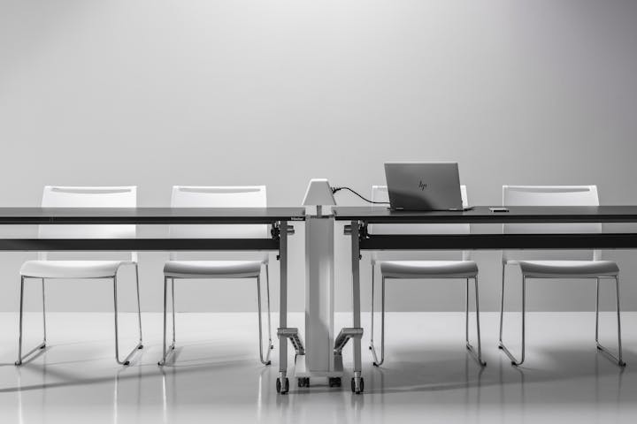 Produkte-Medienmöbel-docking-trolley-ctz-flip-stop-klif 