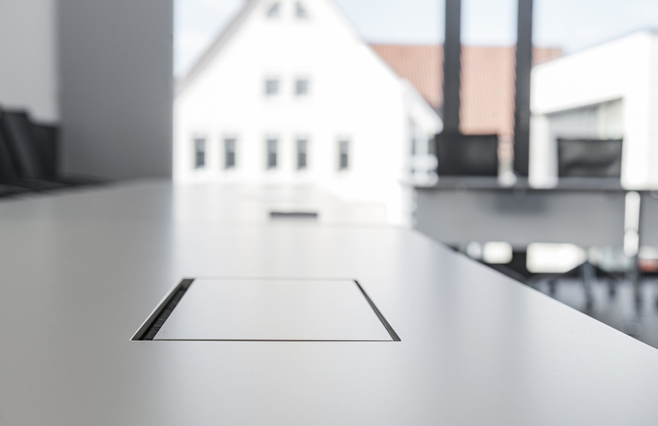 Rathaus Pleidelsheim| Tischanschlussfeld