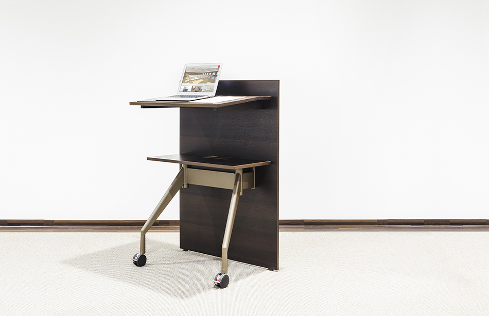 Verwaltungsgebäude, Frankfurt a.M. | Rednerpult: fallon