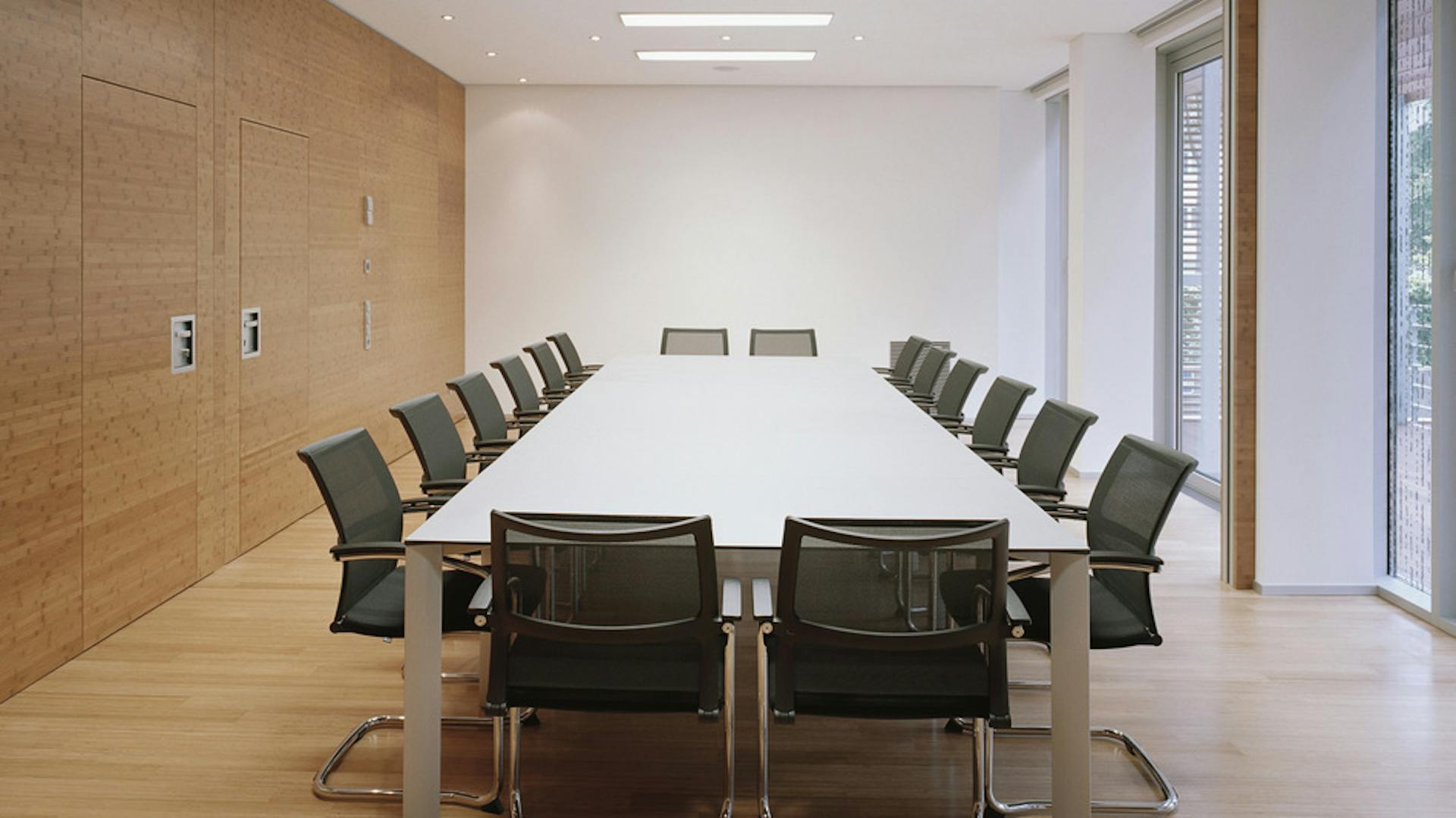 Wassermann, Köln | Konferenztisch: cetera