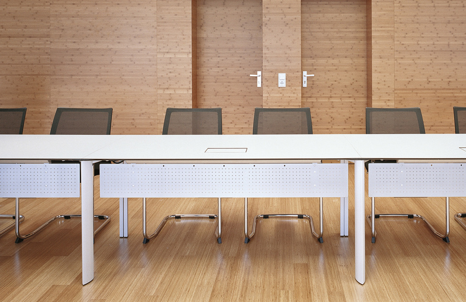 Wassermann, Köln | Konferenztisch: cetera