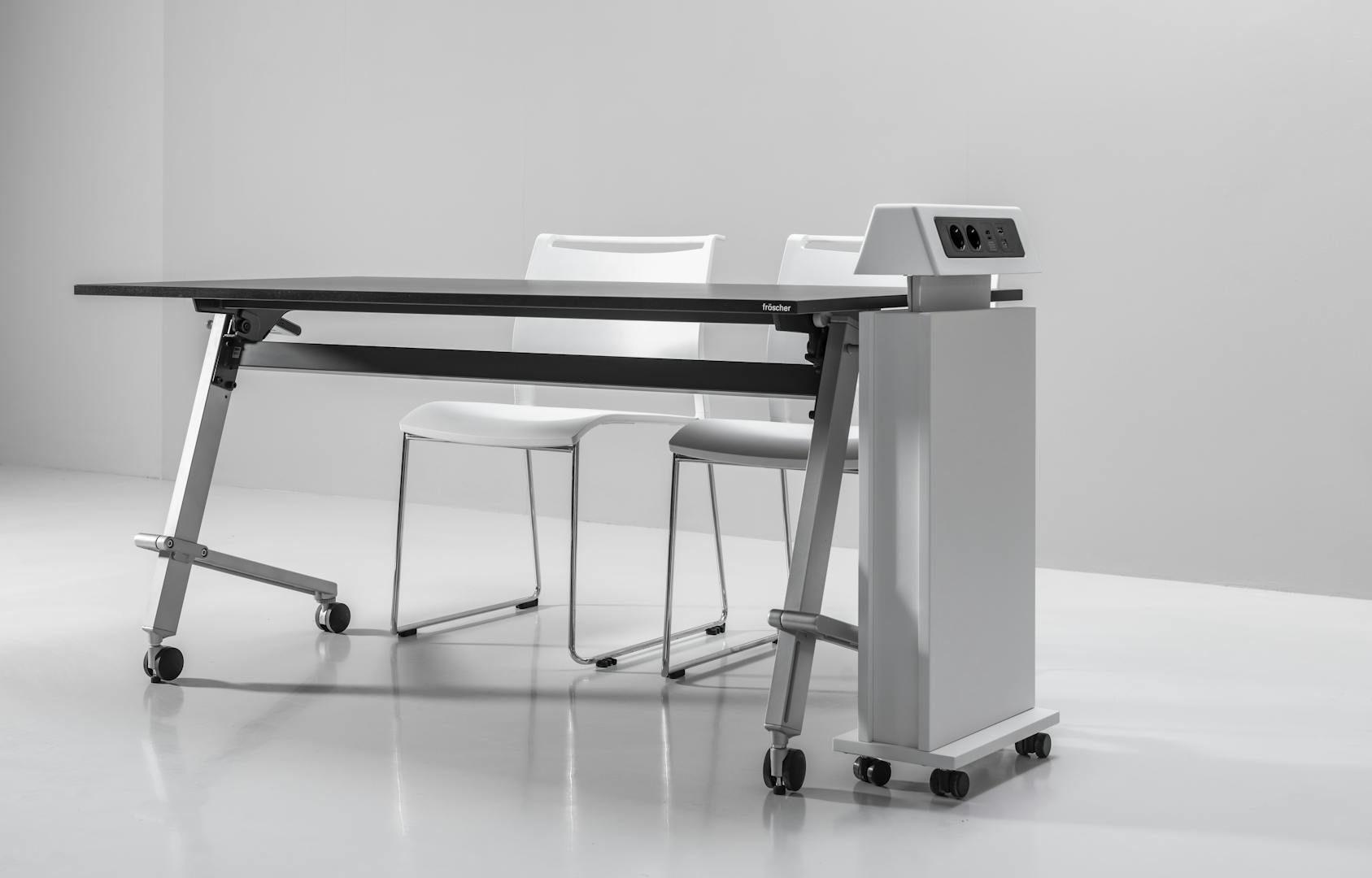 Produkte-Medienmöbel-docking-trolley-ctz-flip-stop-klif