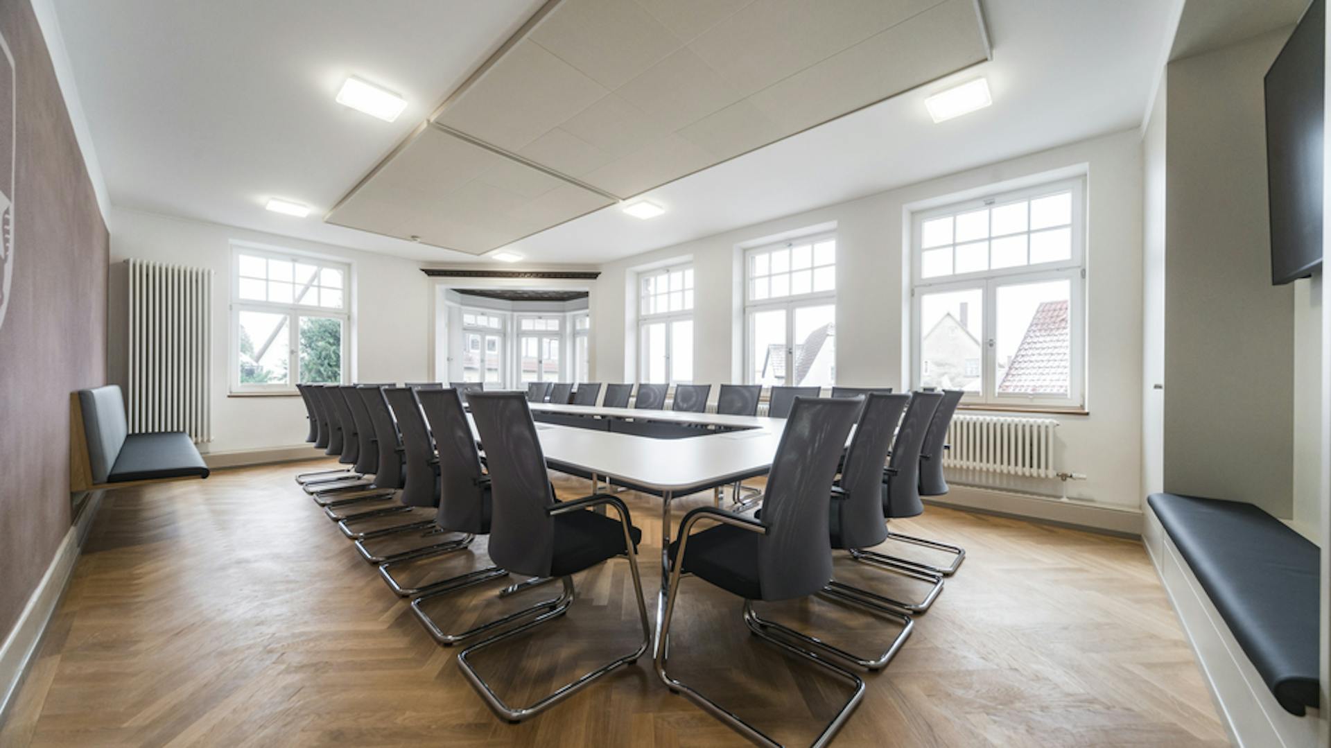 Rathaus Gerabronn | Konferenzanlage: c-base | Freischwinger: pharao net