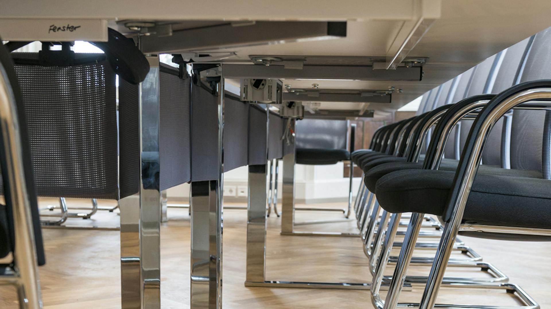 Rathaus Gerabronn | Konferenzanlage: c-base | Freischwinger: pharao net