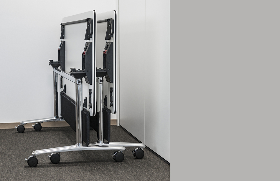 Arbeitgeberverband Chemie | Tischanlage: multiform