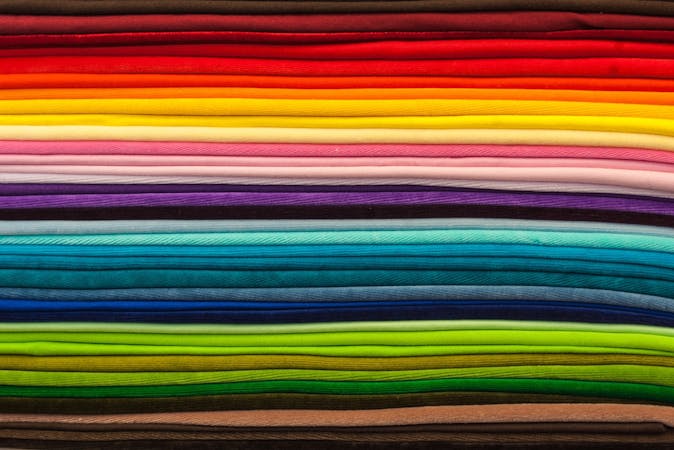 bunte-Stofffarben