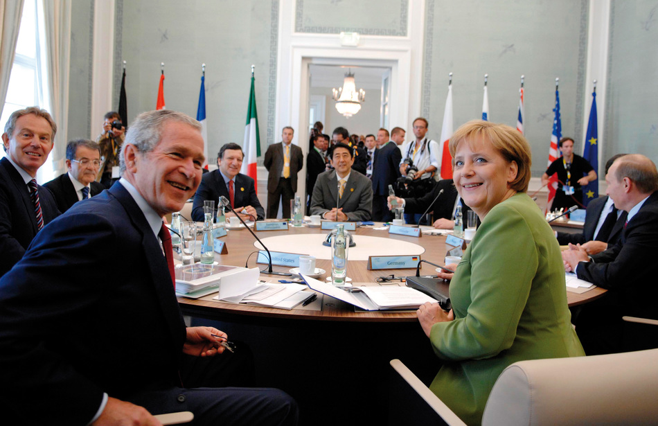 G8 Gipfel, Heiligendamm | Konferenztisch: Sonderlösung