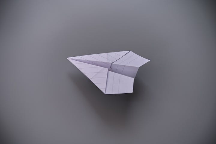 Paper-Plane-Leitbild