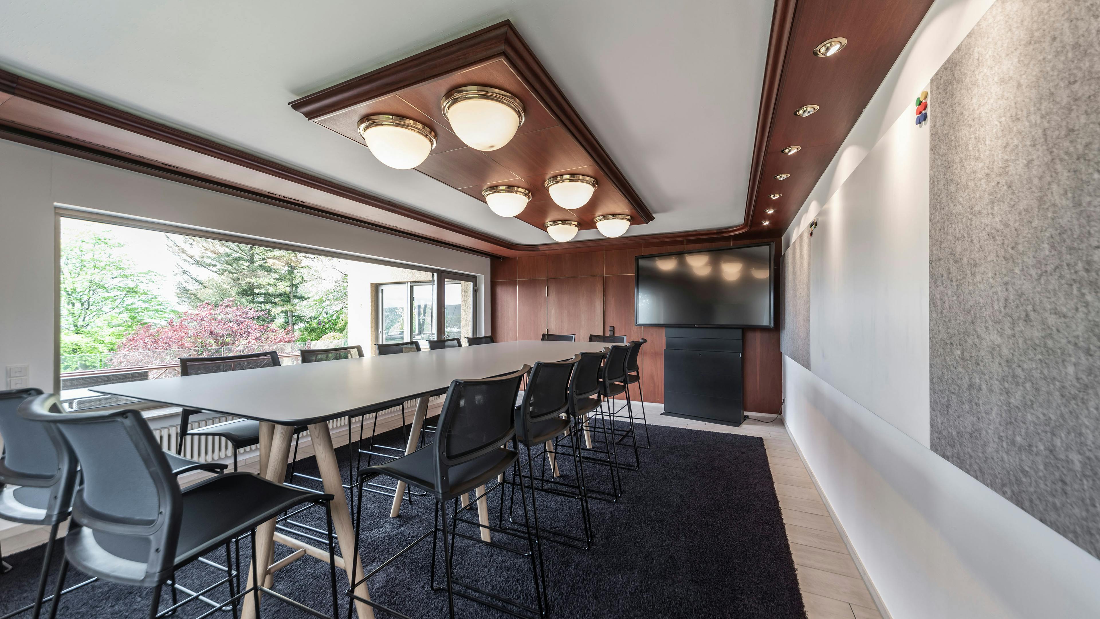 klif_MICO_Stehtisch_Weik_Stuttgart