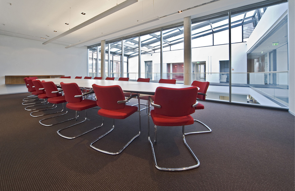 KWS Saat AG Einbeck | Stühle: sona