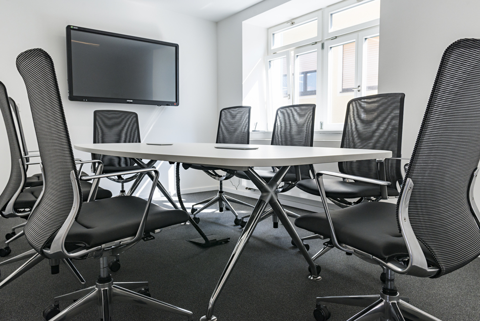 Rathaus Untereisesheim | Konferenztisch: xcone | Konferenzstuhl: primo