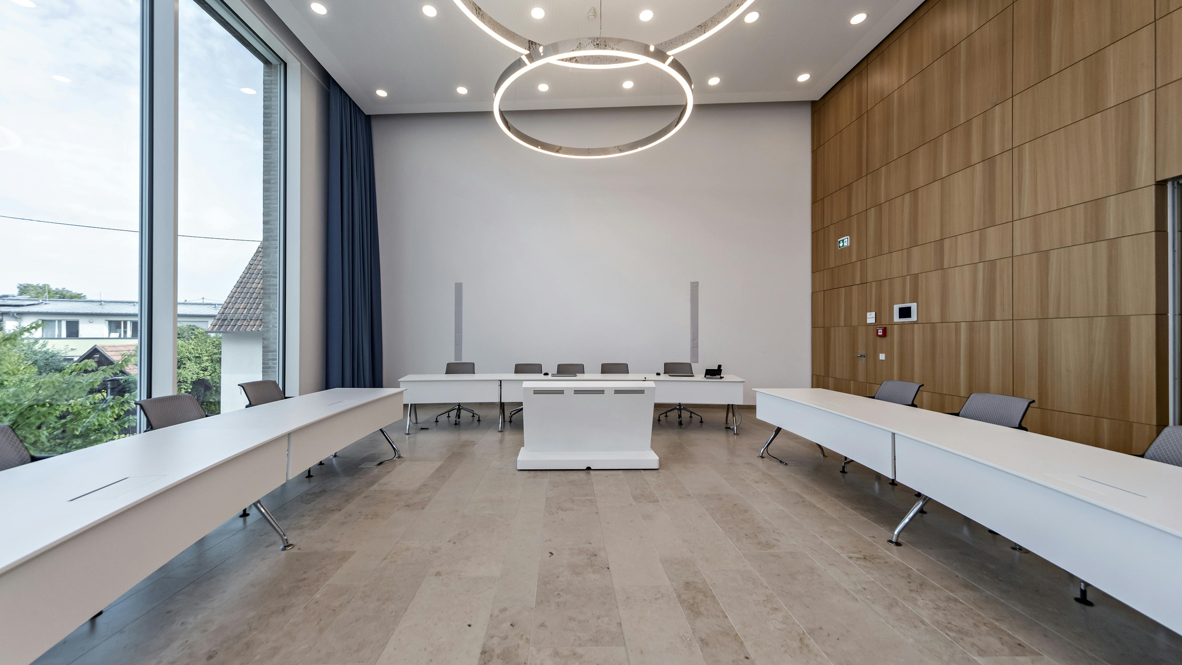 Gemeinde Baltmannsweiler Ratssaal | xcone Konferenztisch