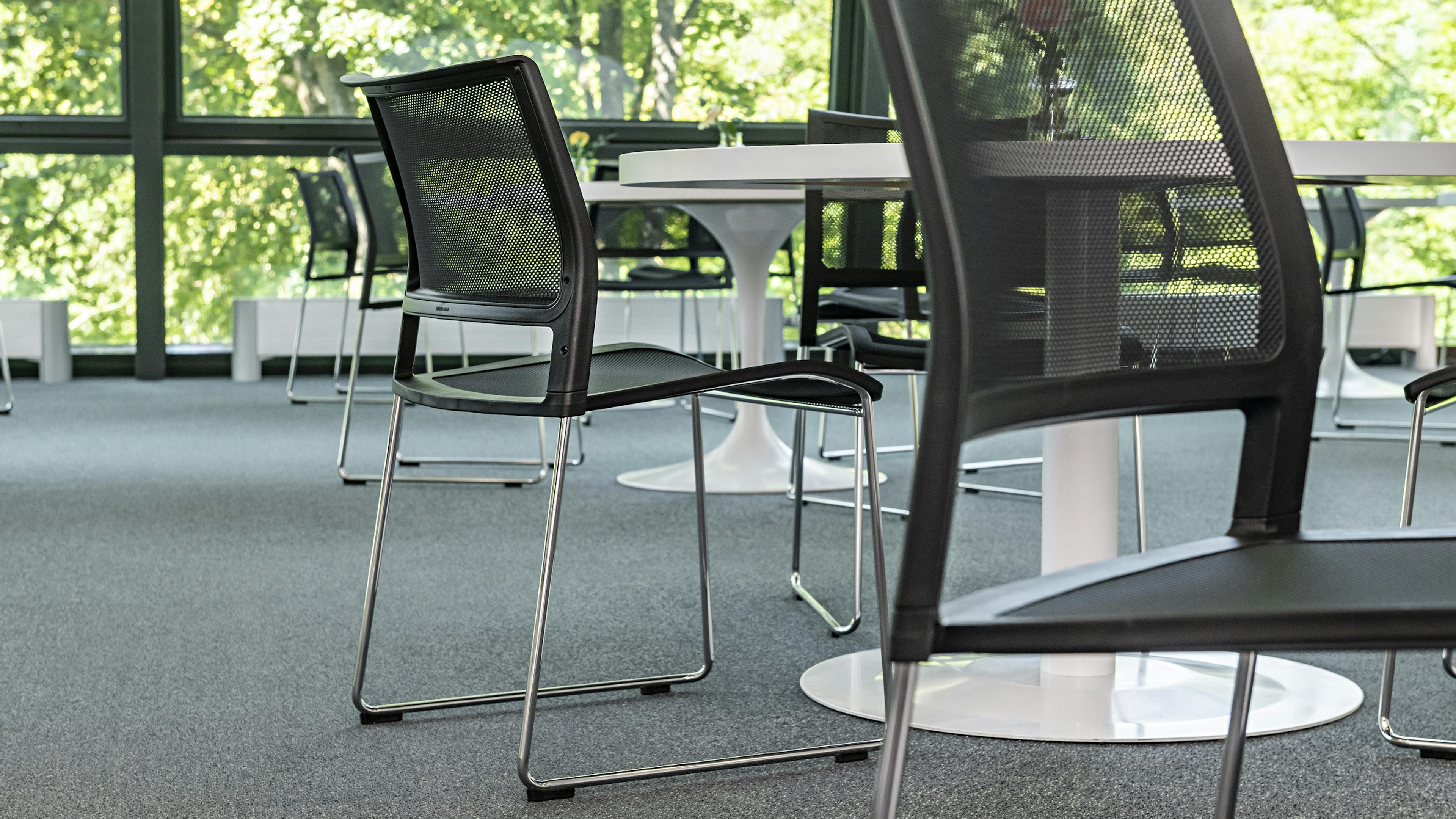 Referenzen-Bildergalerie-Haus Steinheim Bildungszentrum-klif Mehrzweckstuhl