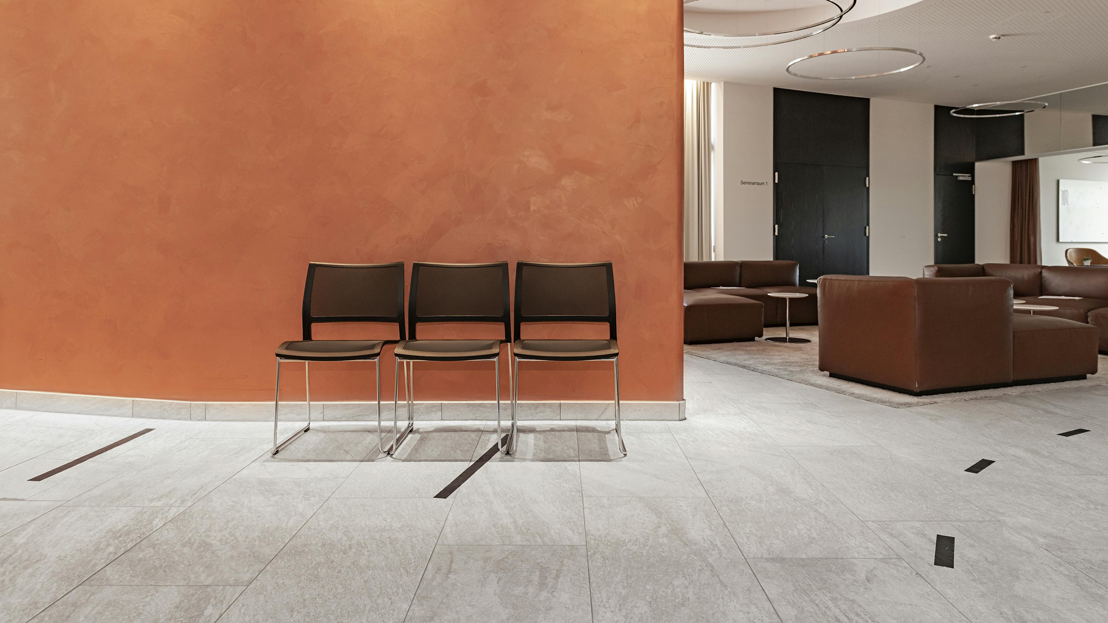 Referenzen-Bildergalerie-Haus Steinheim Bildungszentrum-klif Mehrzweckstuhl