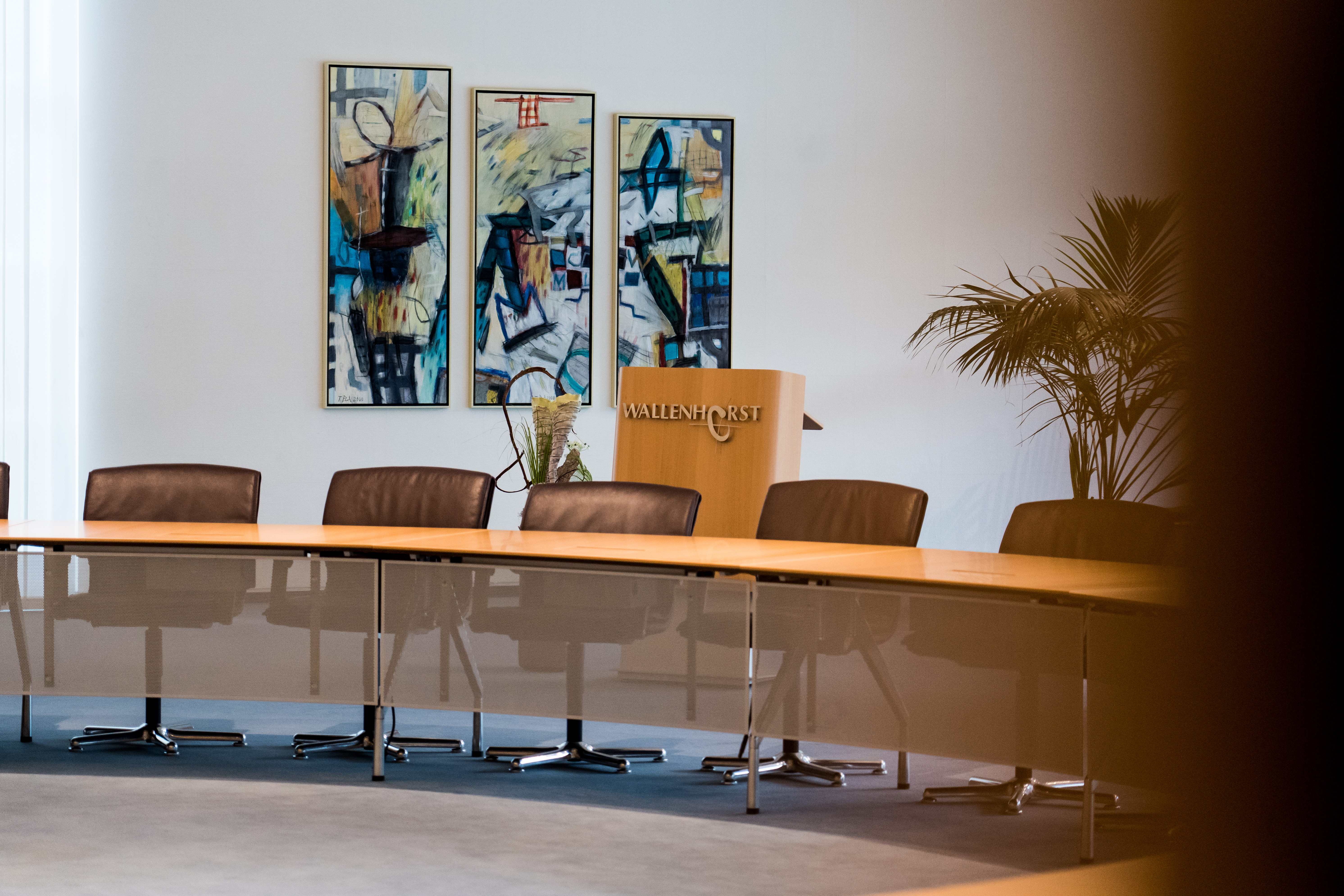Referenzen-Bildergalerie-Wallenhorst Rathaus-Stühle combo-fallon Konferenztisch