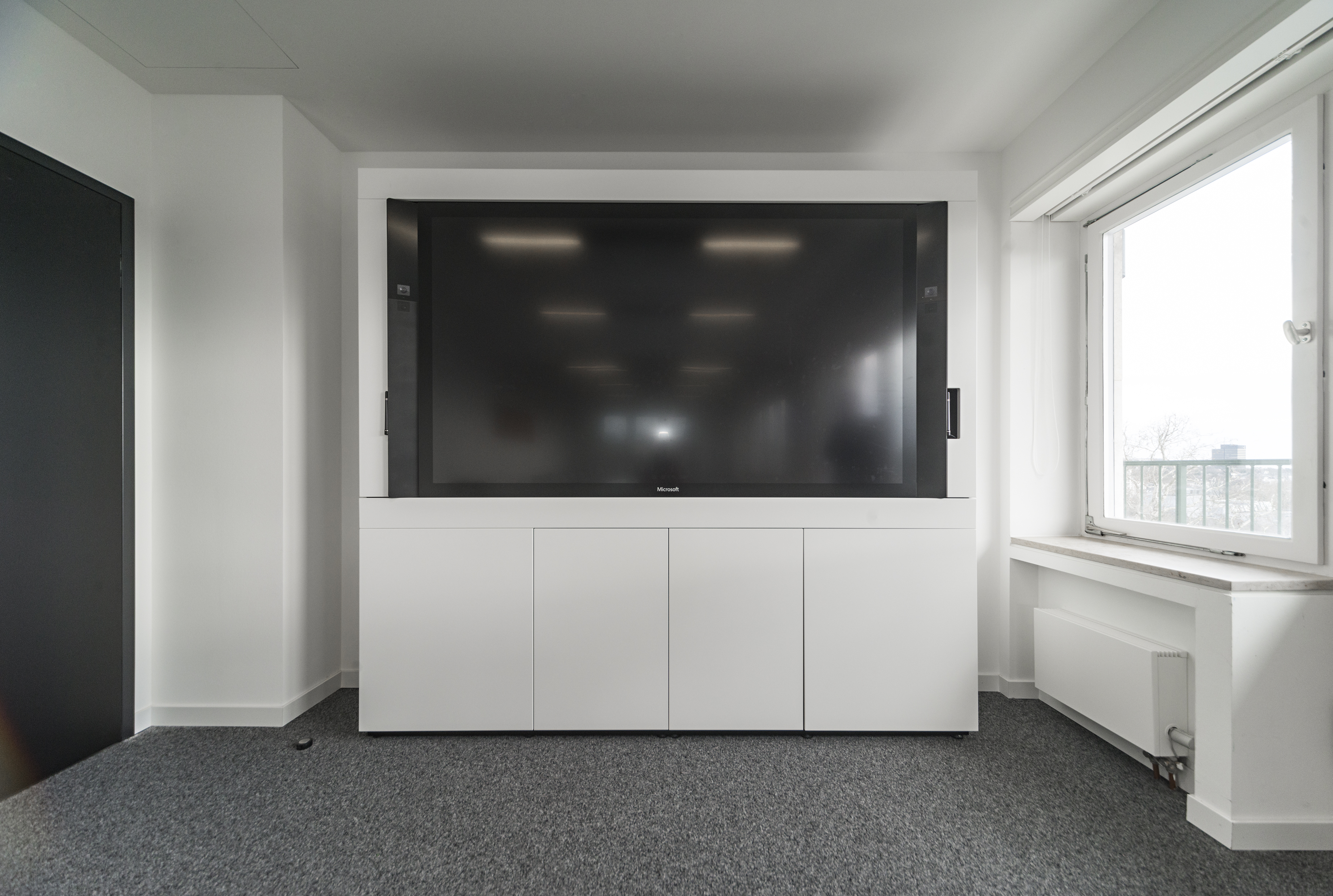 Referenzen-Bildergalerie-Ministerium Wiesbaden- MPS Videokonferenz-Board