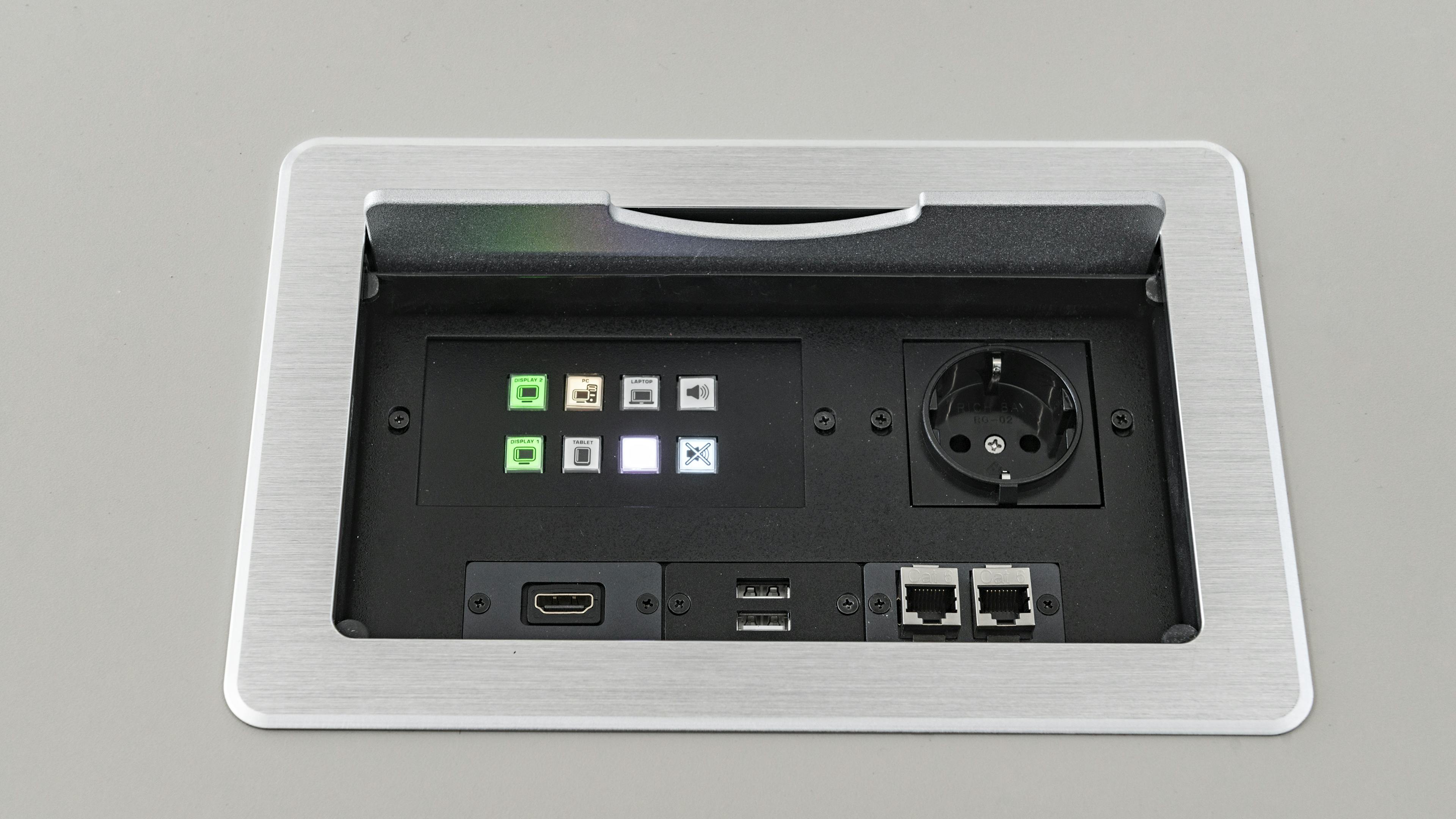 References-Picture gallery-Pleidelsheim town hall- xcone conference system- pharao net conference chair