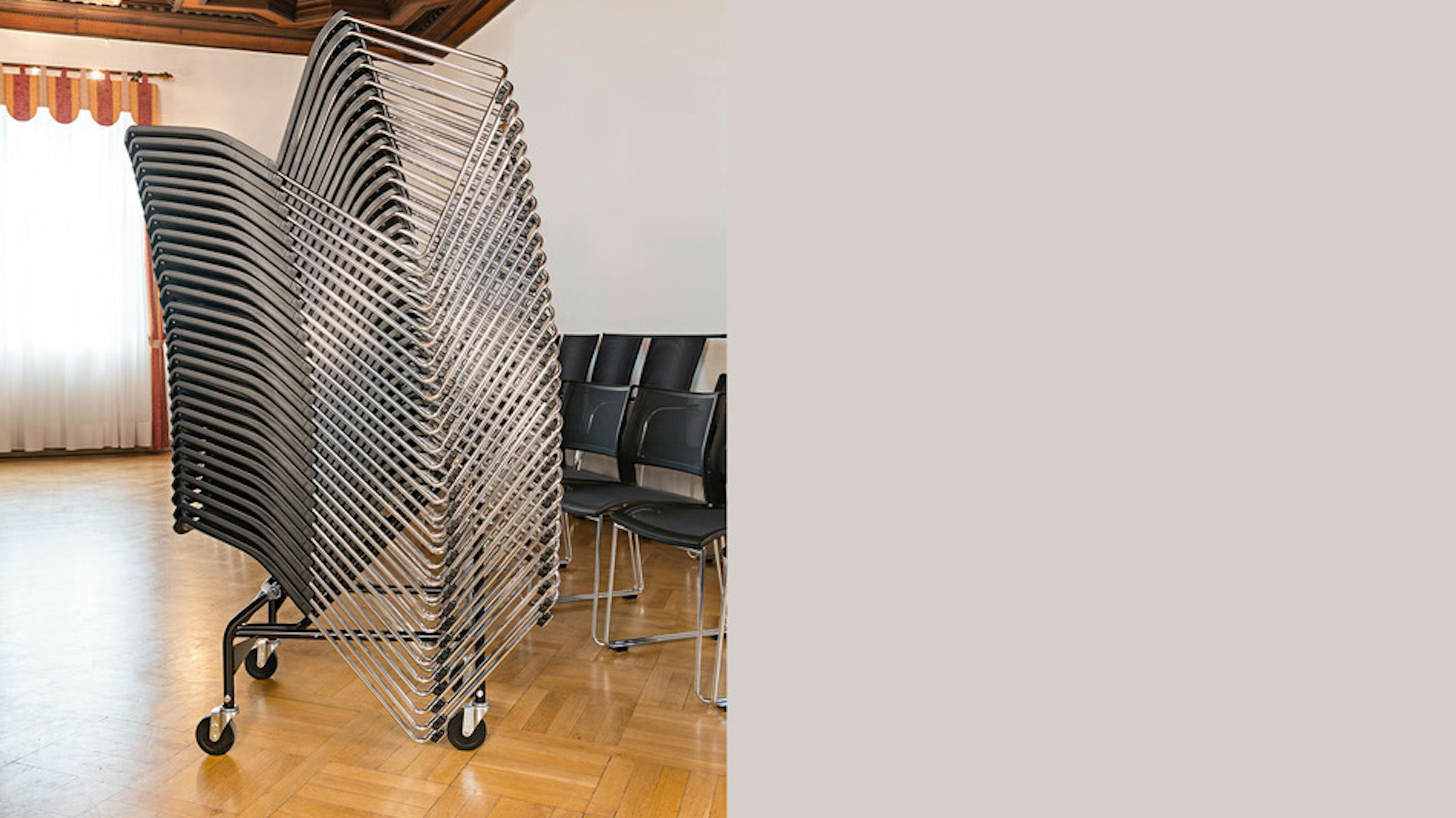 Referenzen-Bildergalerie-Rathaus Gaildorf-klif Stapelwagen