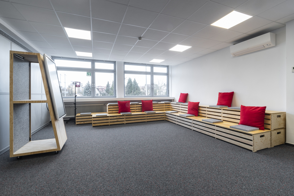 Referenzen- Flex Elektrowerkzeuge- Steinheim an der Murr- arena lounge- A Frame Flip 