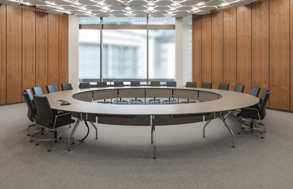 Références- Bâtiment administratif Nuremberg-Nuremberg- fallon Table de conférence