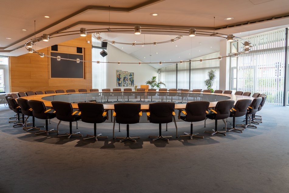 Referenz-Rathaus Wallenhorst-Wallenhorst-combo Stühle-fallon Konferenztisch