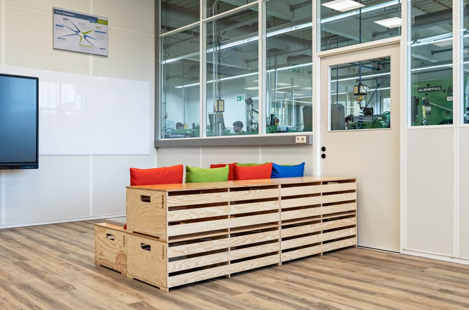 Referenzen-ebm pabst-Mulfingen-arena- Sitzauflagen-Rückenkissen 