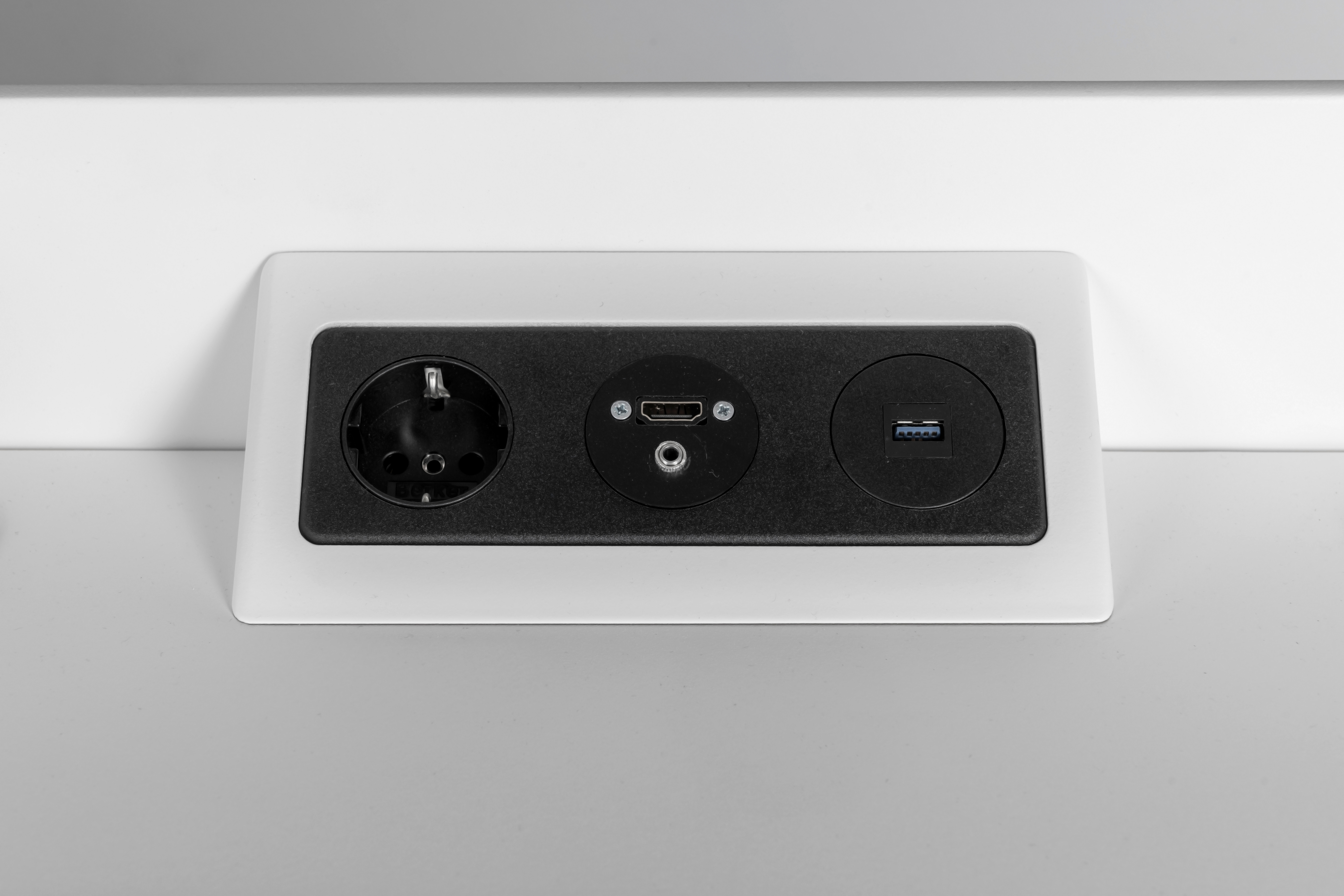 Produkte-Rednerpult-PSL-Anschlussfeld