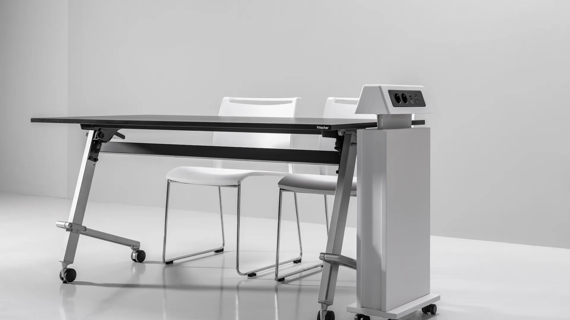 Produkte-Medienmöbel-docking-trolley-ctz-flip-stop-klif