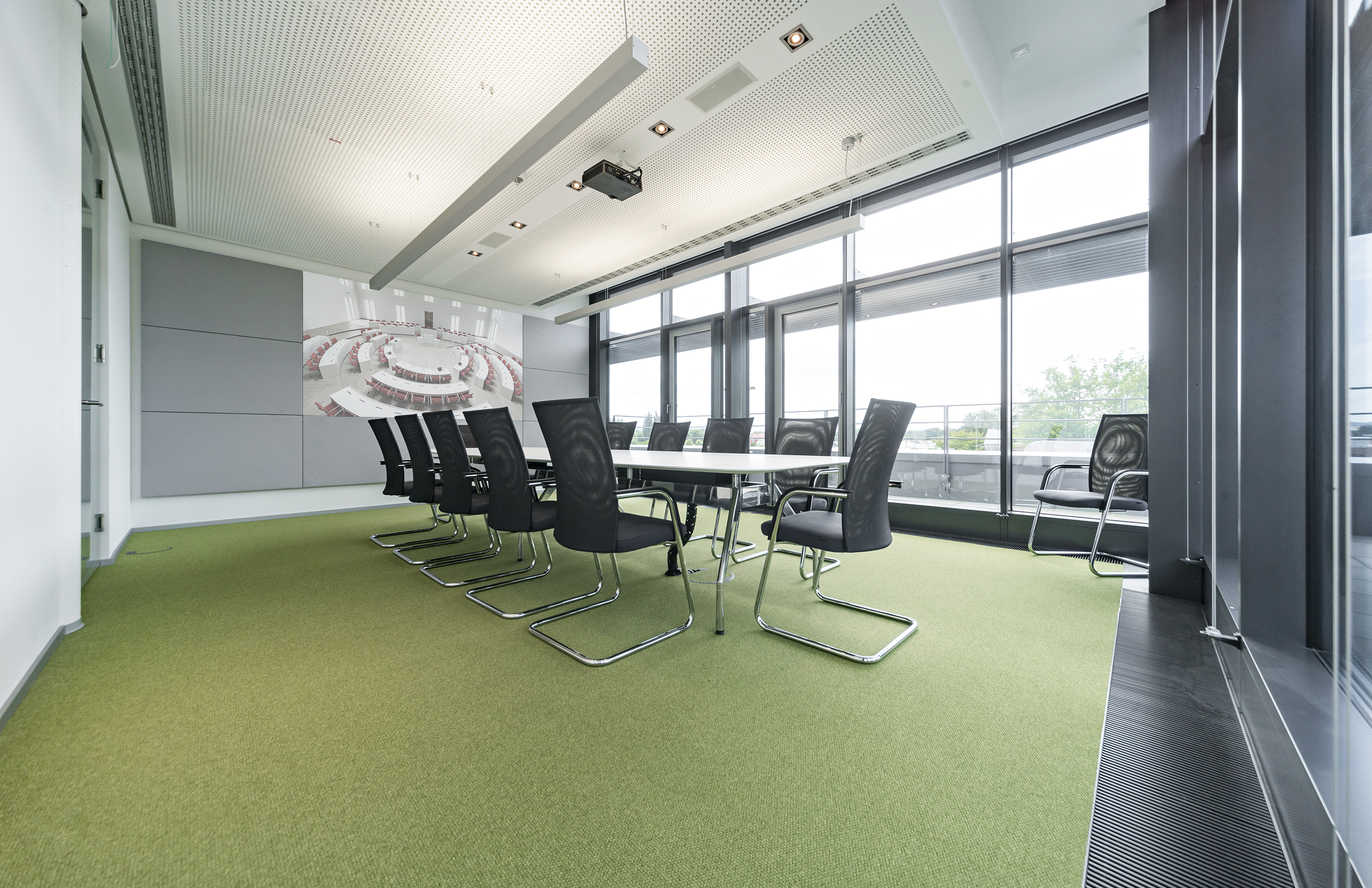 Références-Galerie d'images-KWS Saat Einbeck- Pharao net- Table de conférence fallon