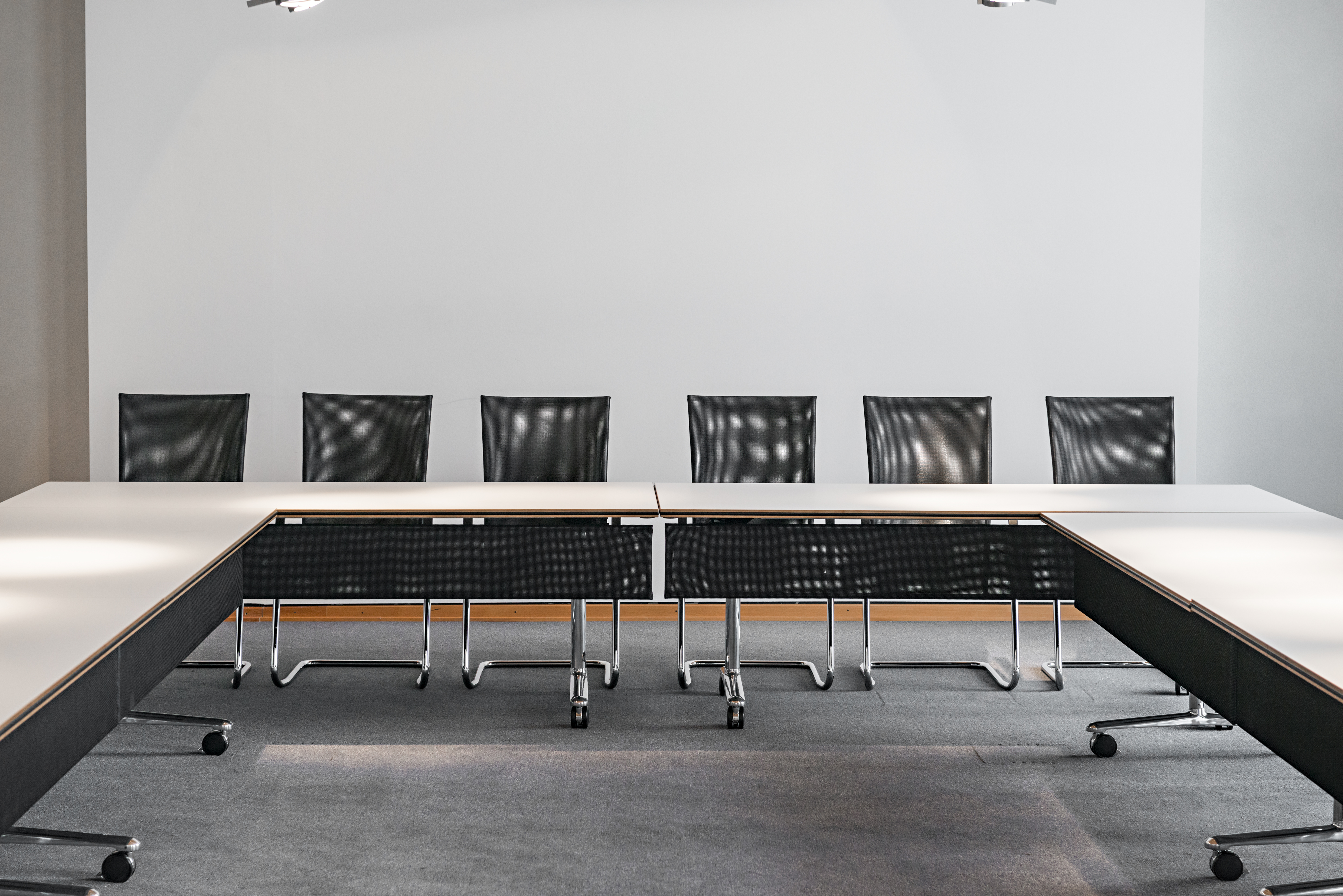 References-Picture gallery-Ministry- multiform conference system- pharao net conference chair