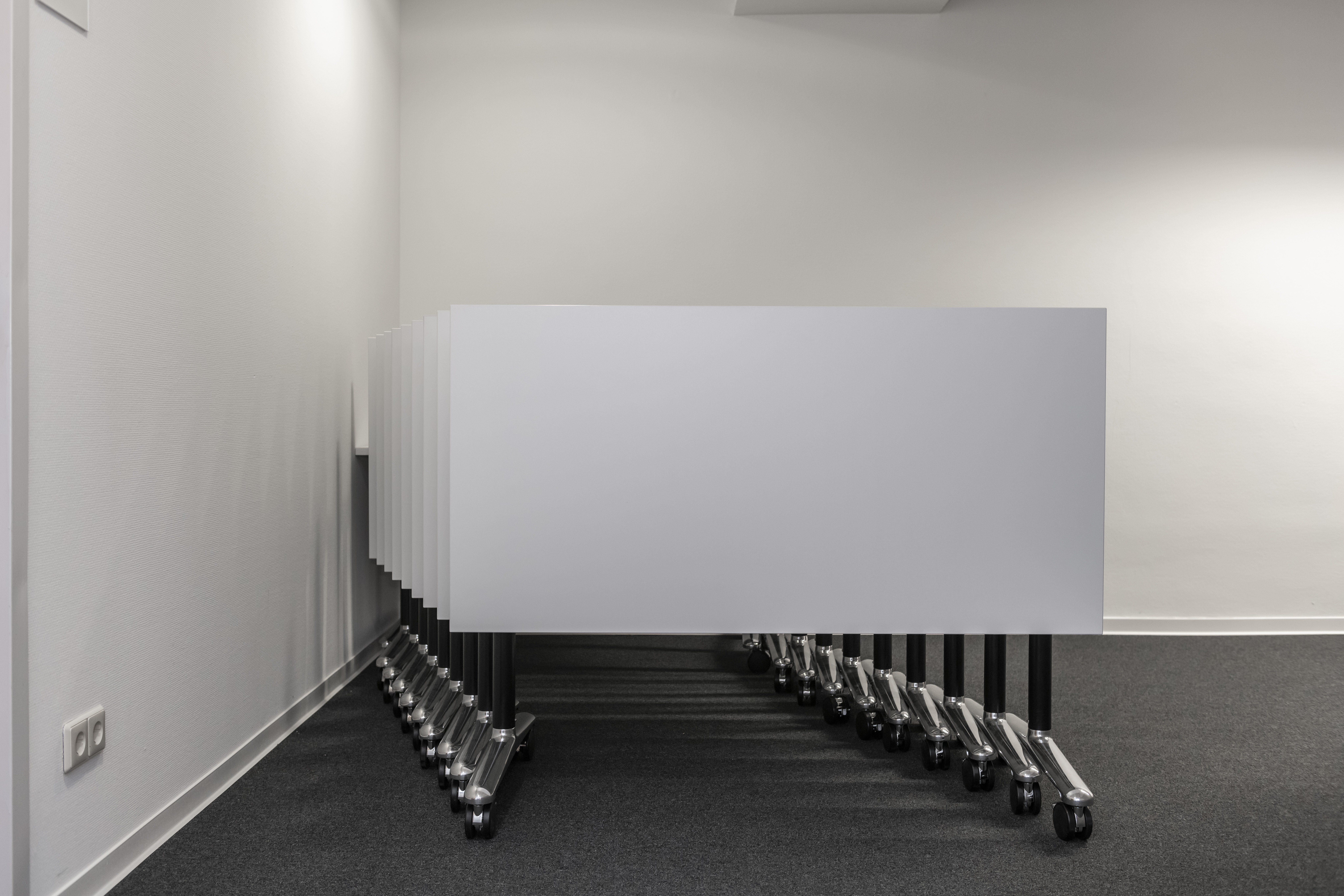 References-Picture gallery-LBS_Training room-multiform swivel table