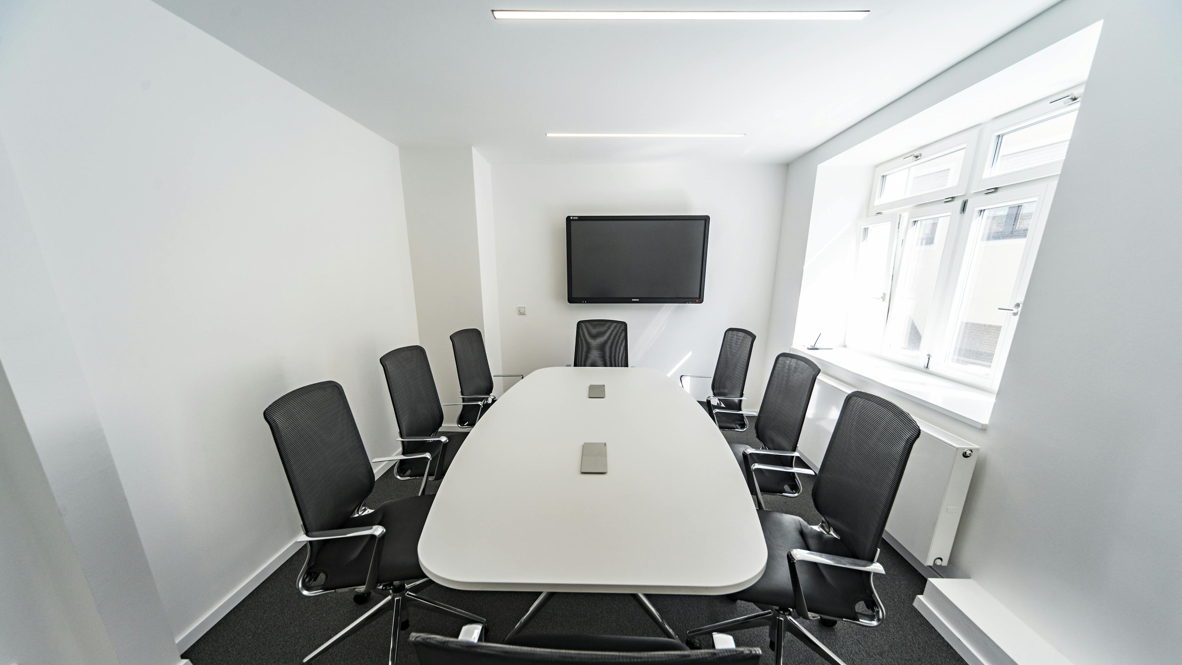 Références-Galerie d'images-Hôtel de ville Untereisesheim- xcone Table de conférence-primo Siège de conférence