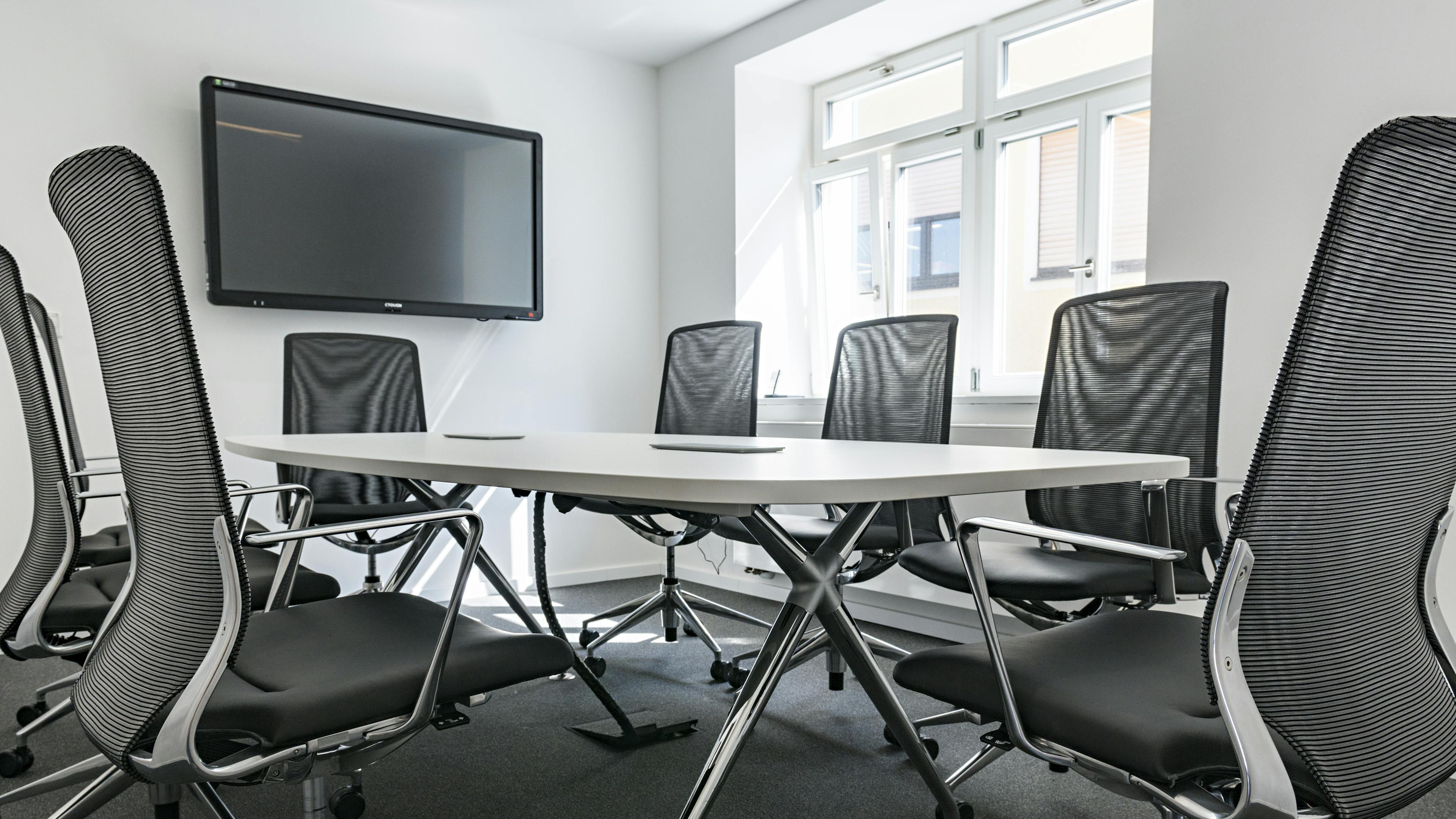Références-Galerie d'images-Hôtel de ville Untereisesheim- xcone Table de conférence-primo Siège de conférence