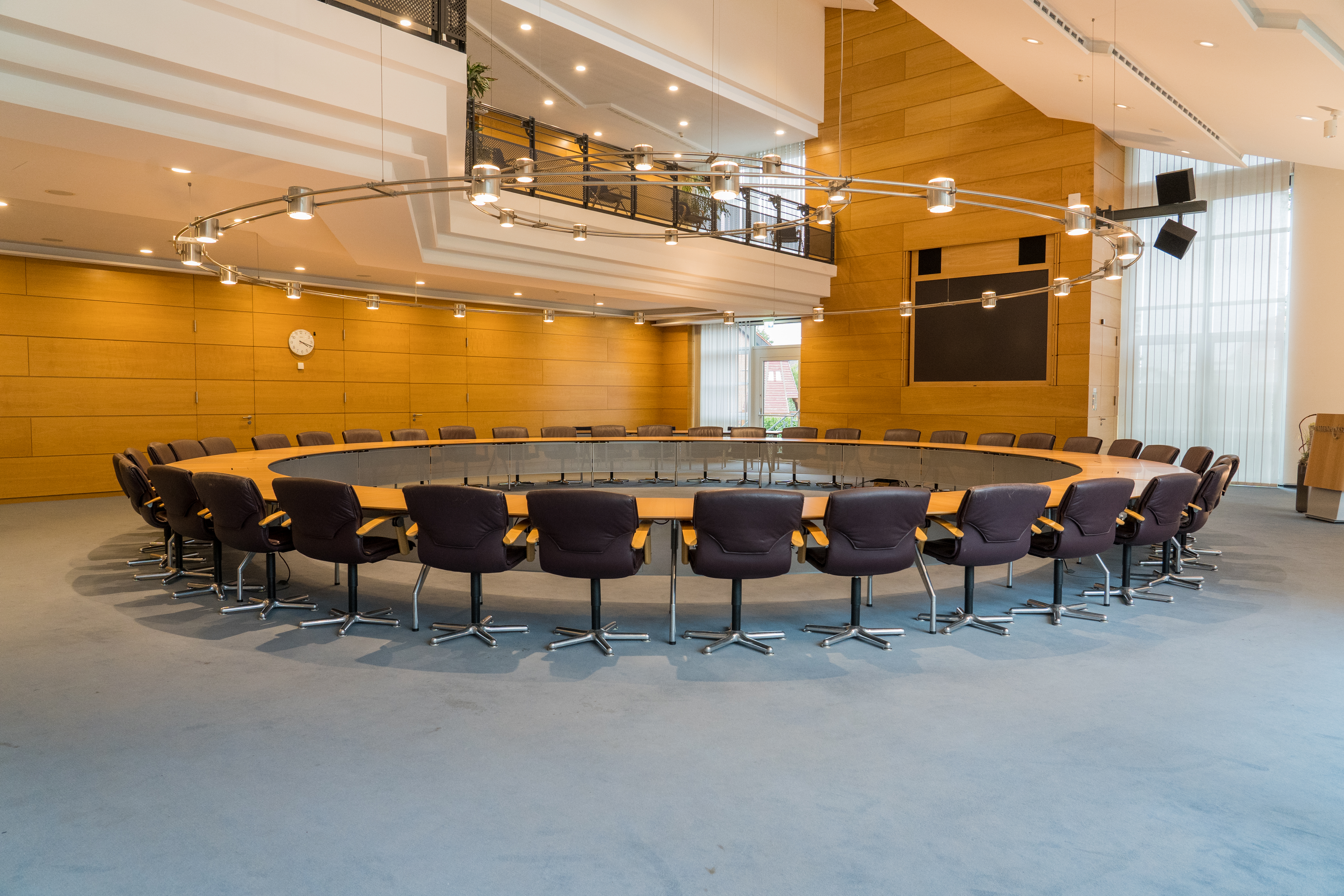 Références-Galerie de photos-Wallenhorst Chaises de mairie combo-fallon Table de conférence