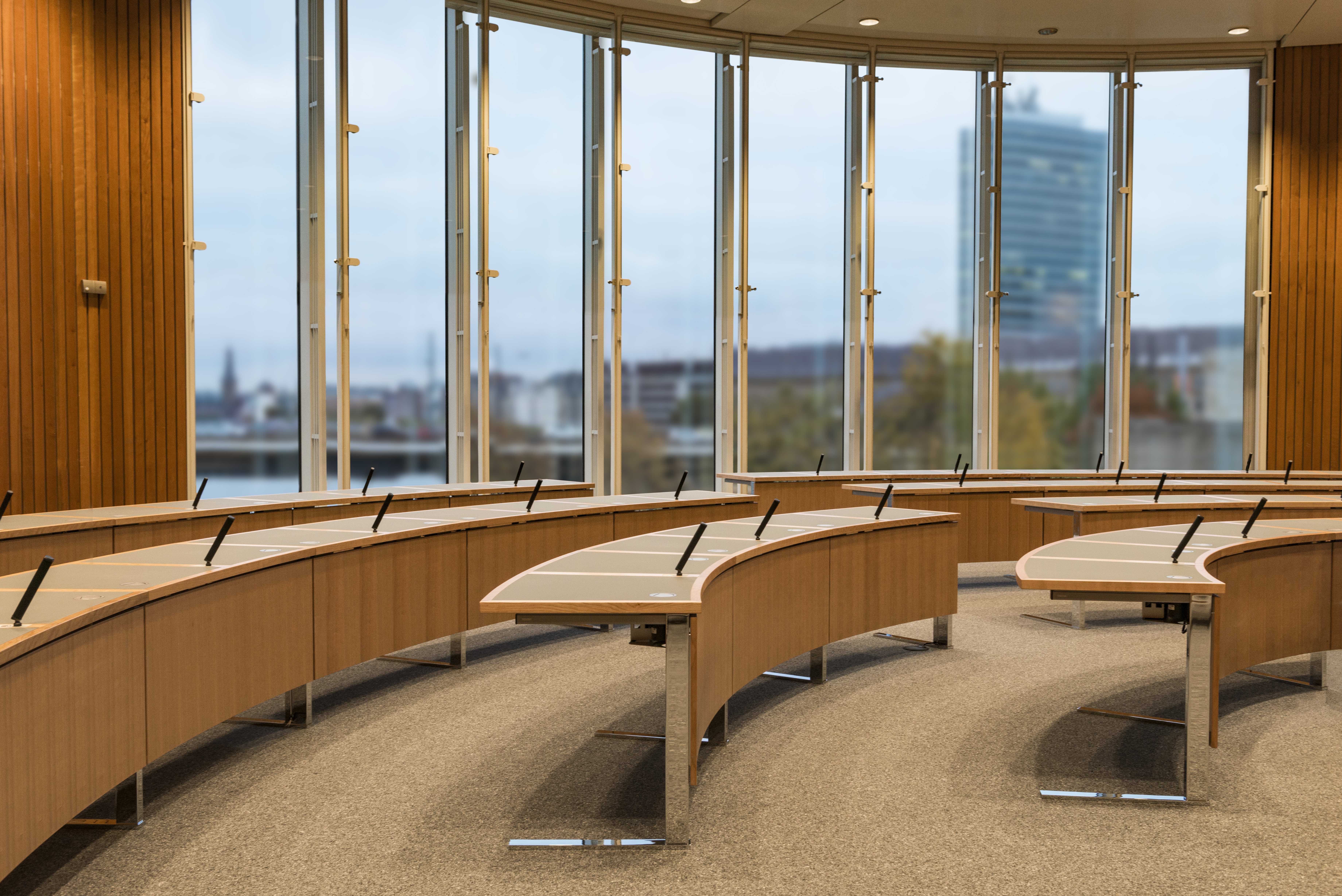NRW state parliament, Düsseldorf | caucus room | plenum c-foot | tool-free mountable auditorium