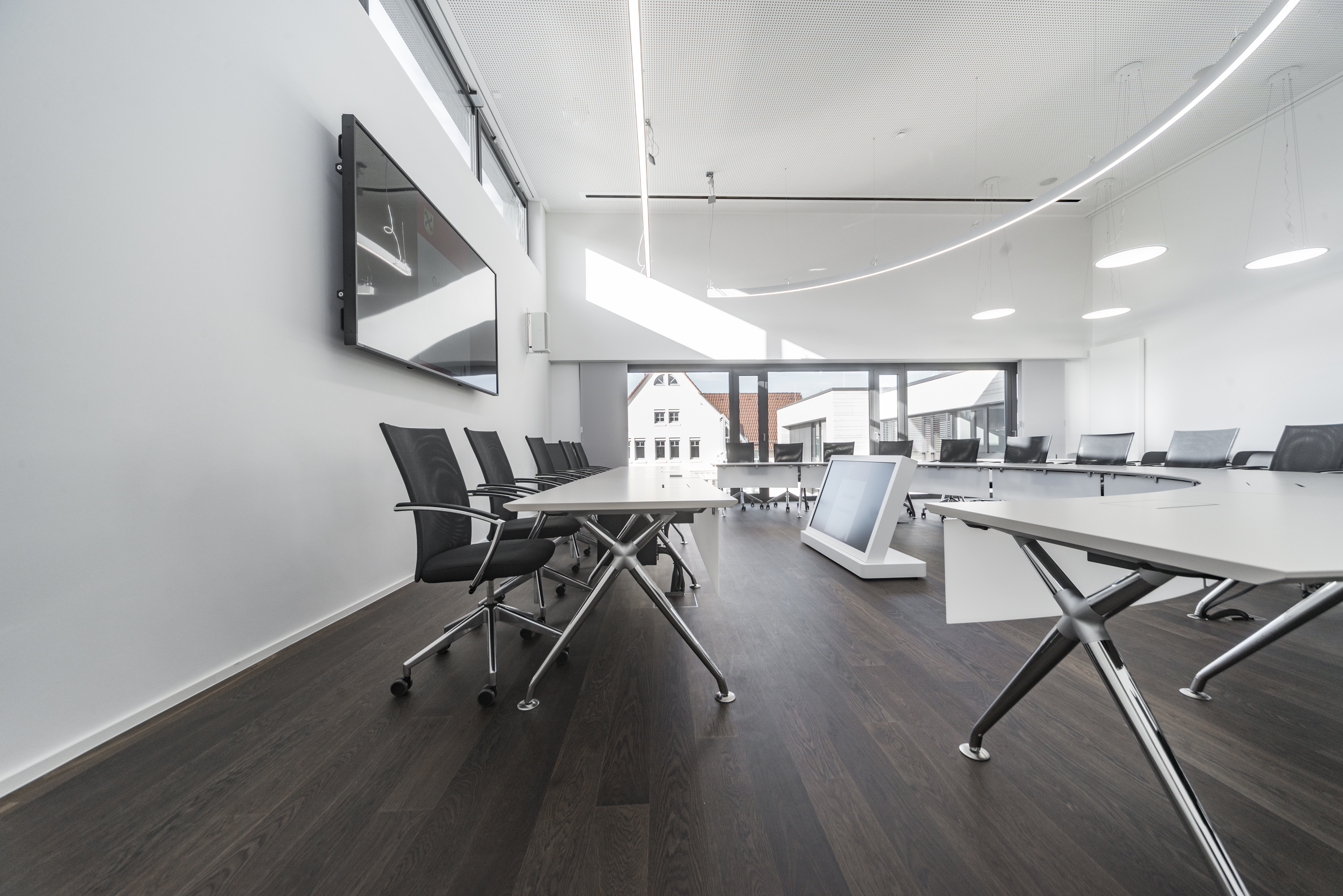 References-Picture gallery-Pleidelsheim town hall- xcone conference system- pharao net conference chair