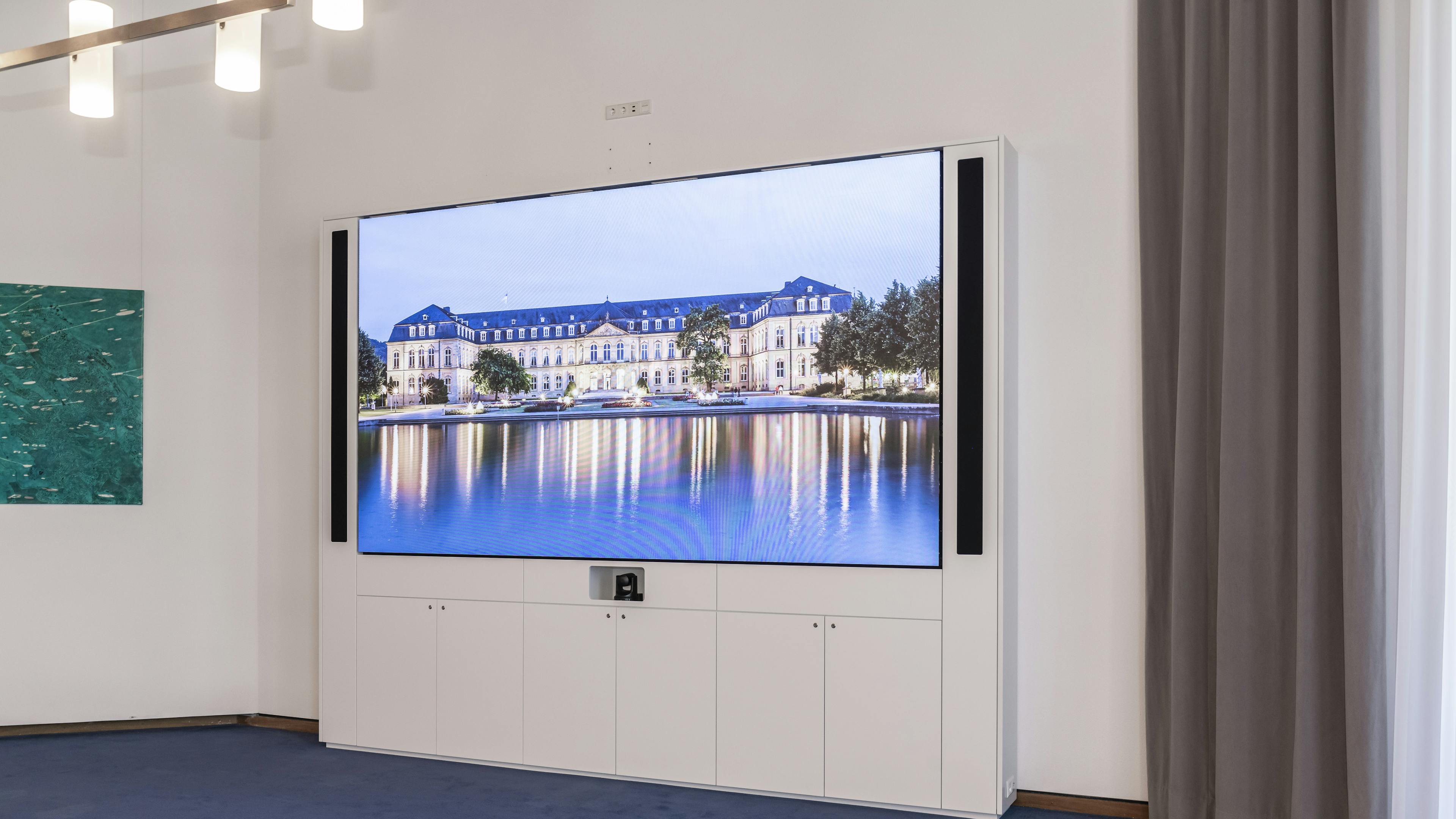 Références_Galerie d'images_Ministère_des_Finances_Stuttgart_Mur_Médias_LED