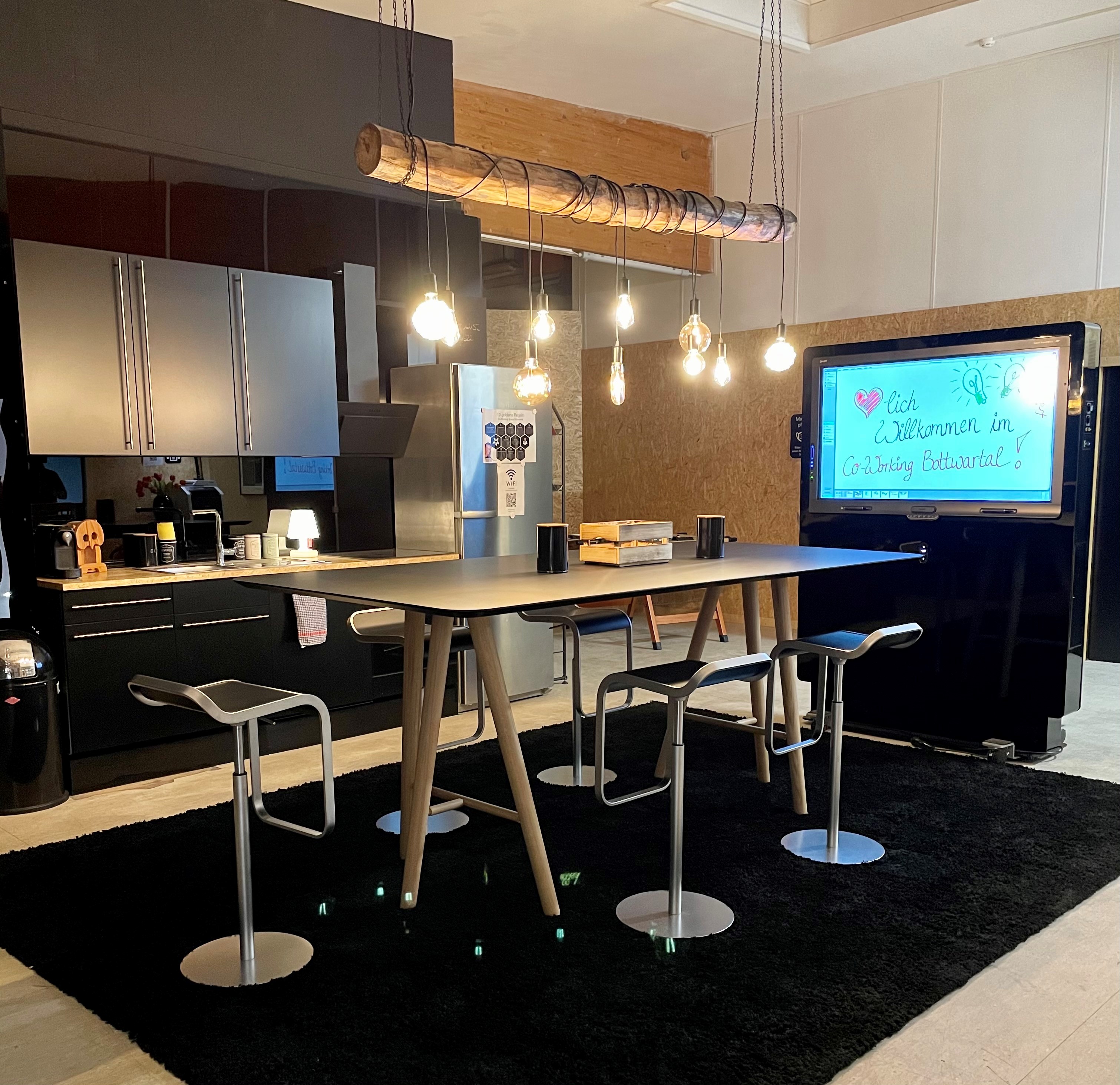 Références-Galerie de photos-Co-Working-Space Bottwartal-Table haute